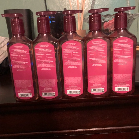 NWT Bath & Body Works Pink GumBall Hand Soap X 5 - Picture 3 of 4